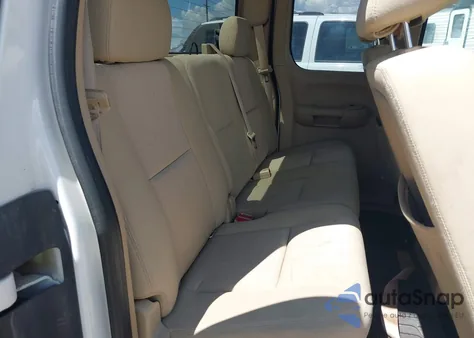 2011 Chevrolet Silverado 1500 Lt from USA, damaged, VIN 1GCRCSE03BZ132929